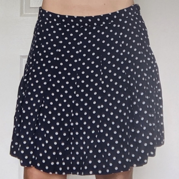 Hollister dark blue dot skirt - Picture 1 of 11